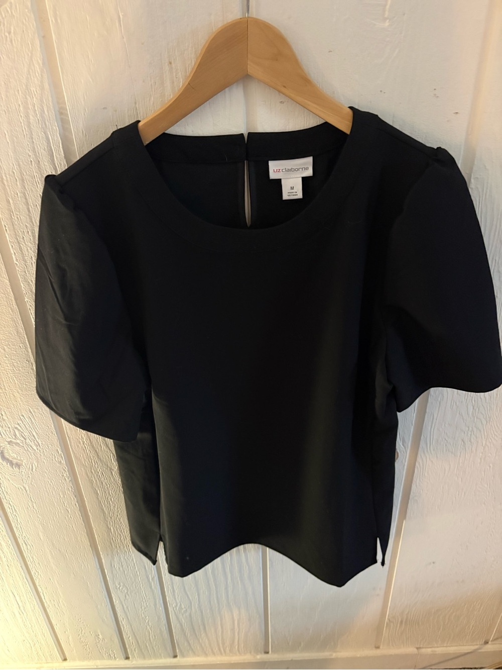Liz Claiborne Black Short Sleeve Round Neck Blouse